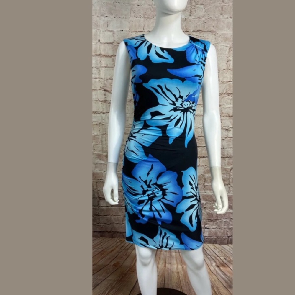 Sexy cache blue floral dress - Picture 3 of 7